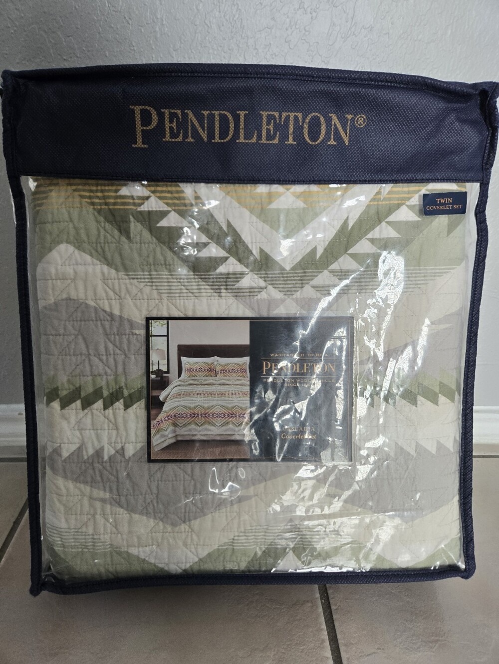 Pendleton Twin Coverlet Set - Cascadia Western Design, 1 Standard Sham - Picture 5 of 9